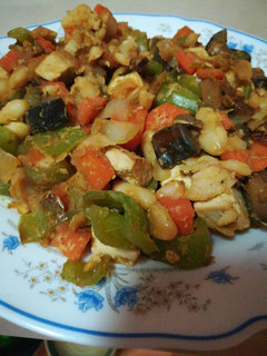 Una foto de Alubias con tofu y verduras