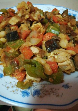 Una foto de Alubias con tofu y verduras