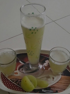 આમળાનું જ્યુસ(Amla Juice Recipe in Gujarati) રેસીપી મુખ્ય ફોટો