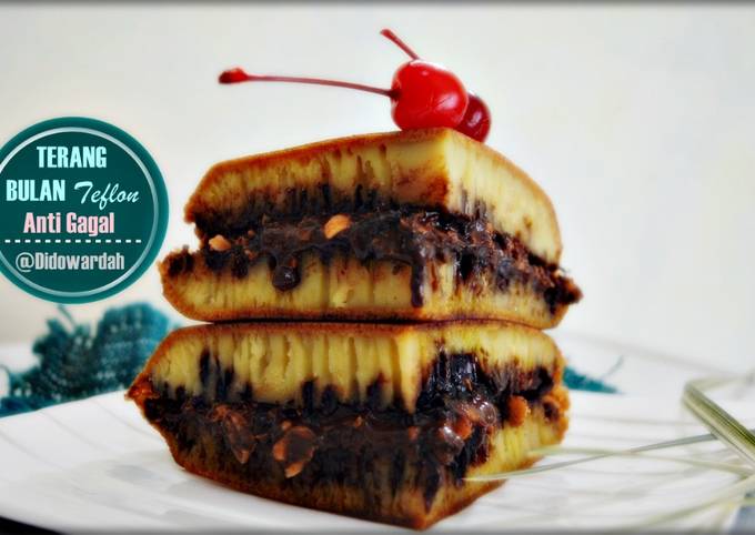 Resep Terang Bulan Teflon Anti Gagal Martabak Manis Martabak Bangka Oleh Wardat El Ouyun Cookpad