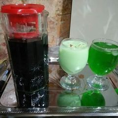 A picture of Elaichi ka sharbat💚🍸.