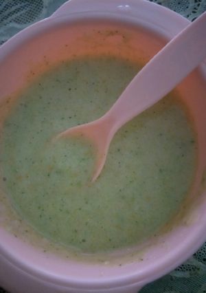 Foto resep Mp Asi brokoli, wortel, nasi, keju