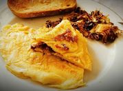 Una foto de omelette relleno