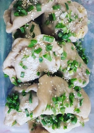 Una foto de Empanadas chinas veganas