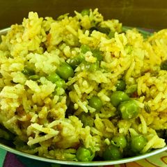 A picture of Matar pulav.