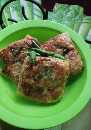 Foto resep Martabax Kulit Lumpia isi Ayam kari