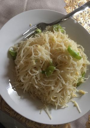 صورة لوصفة اسباكيتي صيني بالبيض سهله وسريعه