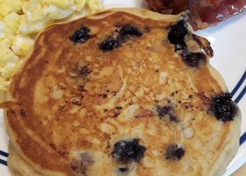 Easiest Way to Cook Tasty Buttermilk Blueberry Pancakes