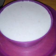 A picture of Fura with milk.