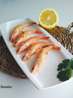 Una foto de Gambas al whisky