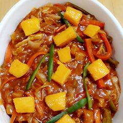 A picture of Chicken veggies Stir fry with Mango  #mangomasti.