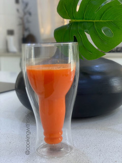 A picture of Carrot lemonade.
