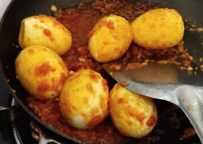 Yuk intip, Cara praktis buat Telur Balado Simple yang nagih banget