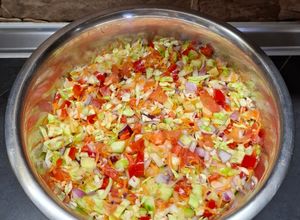 Almaecetes zöldségsaláta recept fotója