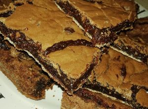 Una foto de BROWNIES receta aguila