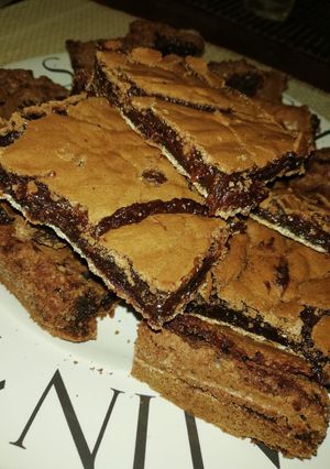 Una foto de BROWNIES receta aguila