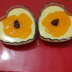 A picture of Custard with Jelly.