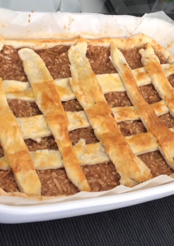 Almás-rácsos leveles tésztából recept fotója
