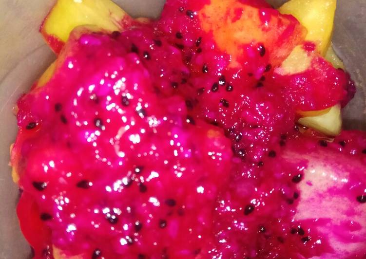 Fruit Salad with dragon sauce