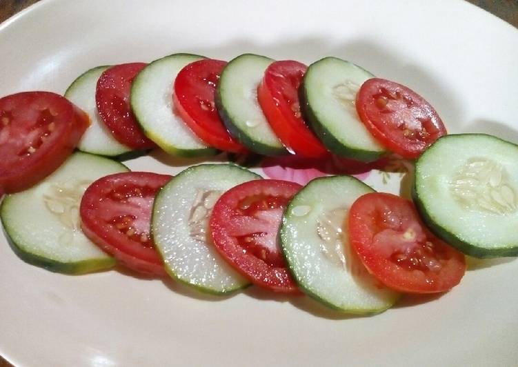 Easy Way to Cook Delicious Tomato and cucumber salad