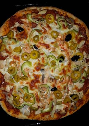 صورة لوصفة بيتزا العيد