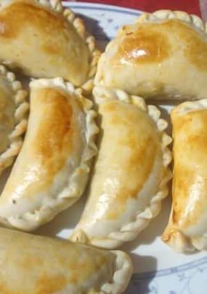 Una foto de Empanadas de pollo