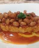 Fagioli Borlotti alla Messicana serviti su Crosta di Pane