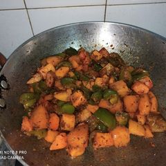A picture of Aloo Capsicum.
