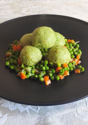 Foto di Polpette di baccelli di piselli pepe di sichuan e piselli