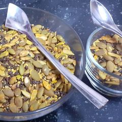 A picture of 5 Multiseeds Mukhwas.