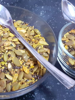 A picture of 5 Multiseeds Mukhwas.