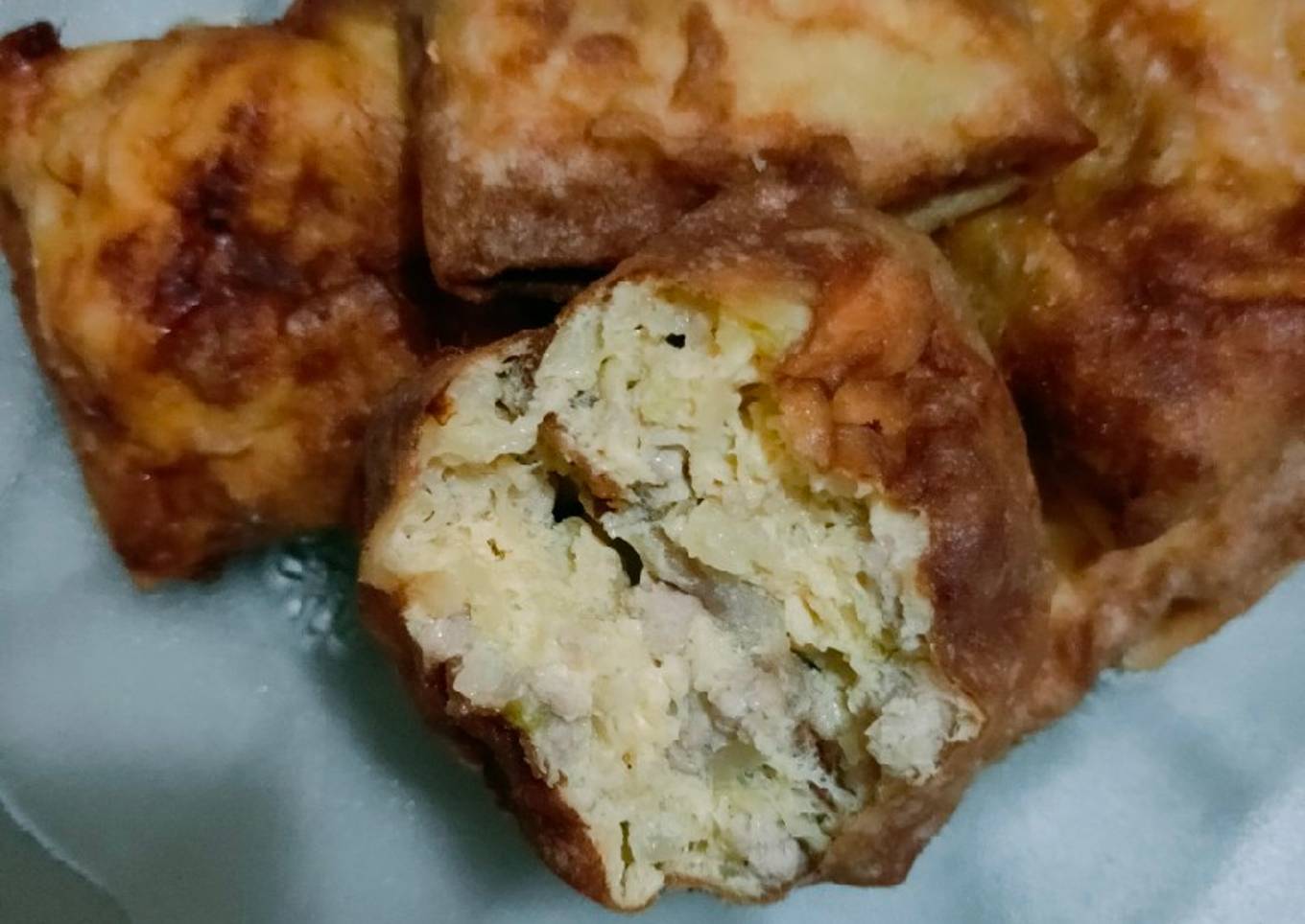 Lumpia telur daging ayam cincang