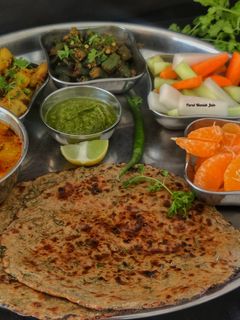 बाजरा मिक्स भाजी रोटी (bajra mix bhaji roti recipe in Hindi) रेसिपी मुख्य फोटो