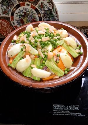صورة لوصفة طاجين الدجاج وخضرة