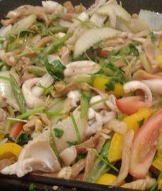 mực xào ớt chuông