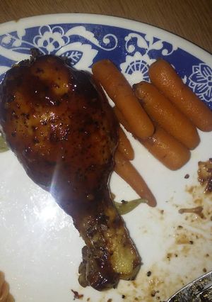 A picture of Crockpot Chicken & Carrots.