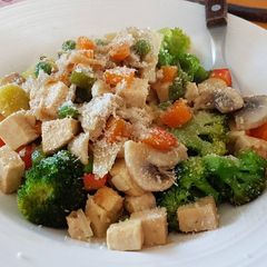 A picture of Stir fry Tofu n' Veggies.