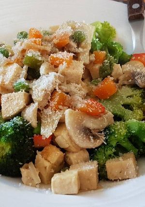 A picture of Stir fry Tofu n' Veggies.