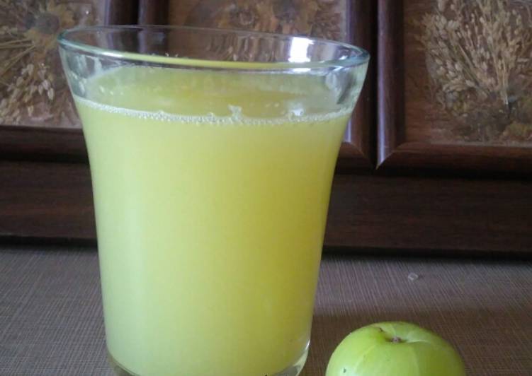 Steps to Prepare Delicious Awla-Ginger-Turmeric Juice
