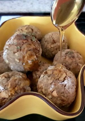A picture of My Honey Pork & Apple Stuffing Balls. 😀.