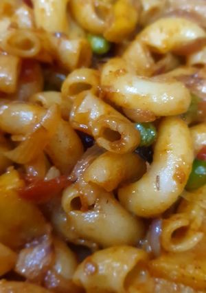 A picture of Macaroni.