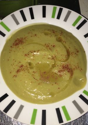 Una foto de Bissara (puré de guisantes secos)