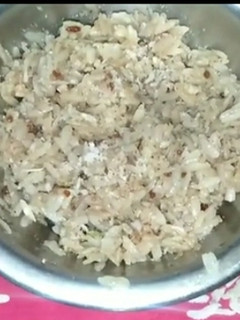 இனிப்பு அவல் (Inippu aval recipe in tamil) செய்முறை முக்கிய புகைப்படம்
