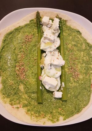 Une photo de Pesto aux fanes de radis