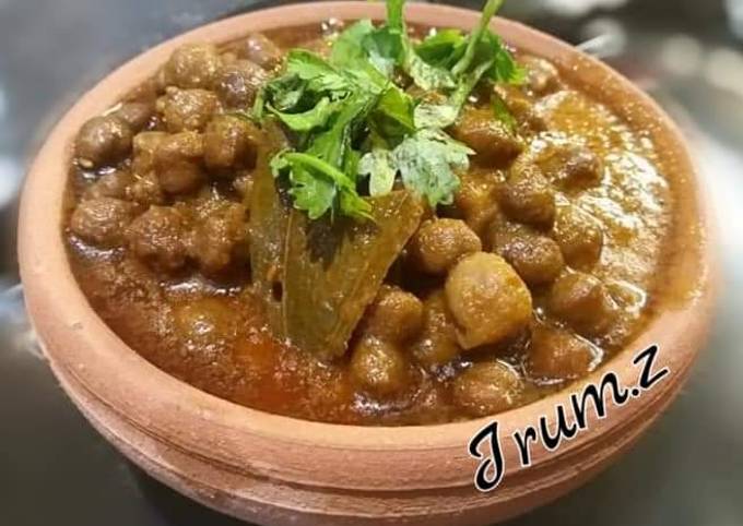 Amratsari Chole