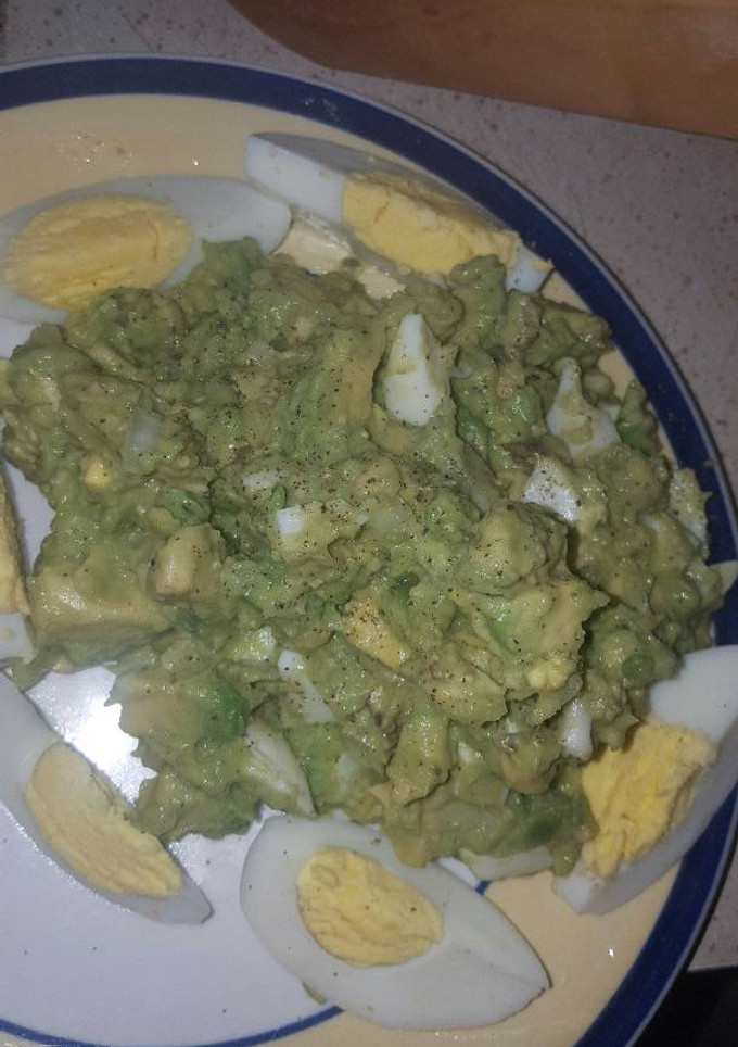 Una foto de Guacamole salvadoreño