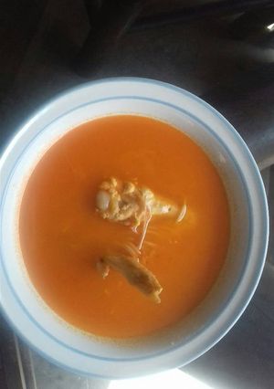 Una foto de Sopa con pollo