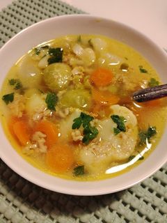 Darált húsos karfiol leves gluténmentesen recept fotója