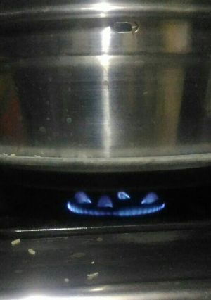 Foto resep Cara menggunakan baking pan orchid