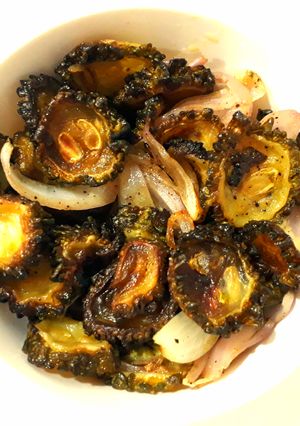 A picture of Crispy Karela.